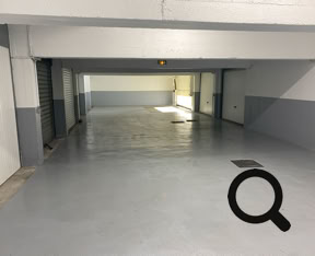 garage au rez de chaussée 1/3